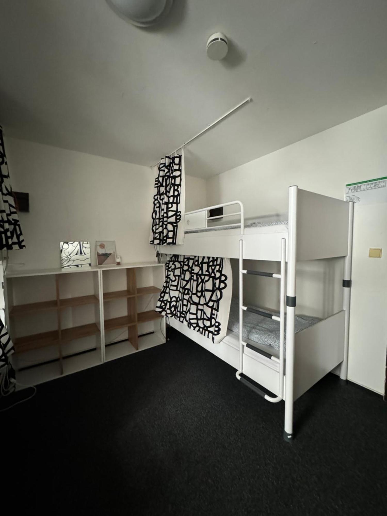 Hostel John Galt برنو المظهر الخارجي الصورة